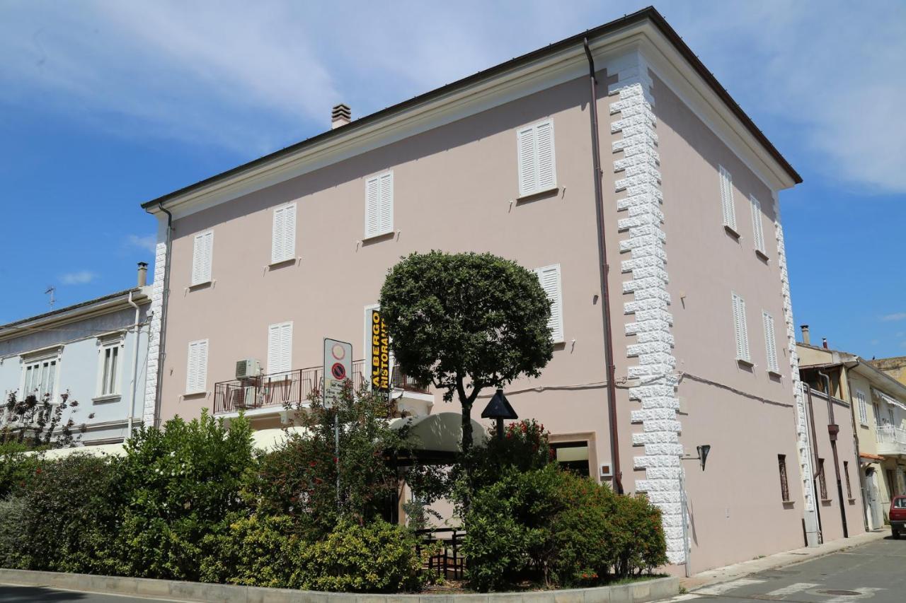 Locanda Roma Sleep & Food Donoratico Exterior foto